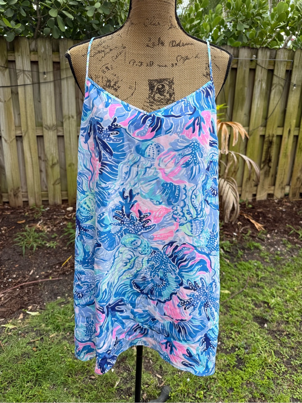 Lilly Pulitzer dress size L EUC